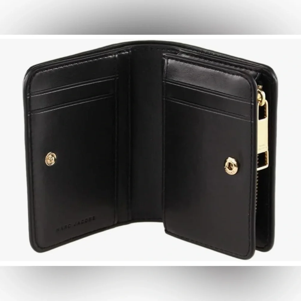 NWT Marc Jacobs Black Leather Wallet